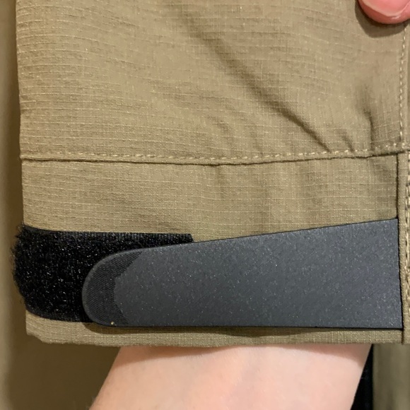 OVO Hooded Windbreaker - Picture 6 of 7